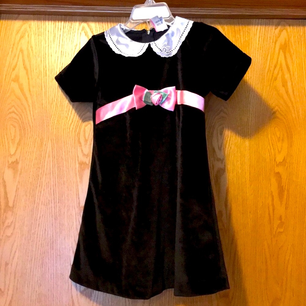 Rare Vintage girl’s 4T black velvet dress white satin trim pink bow rosette